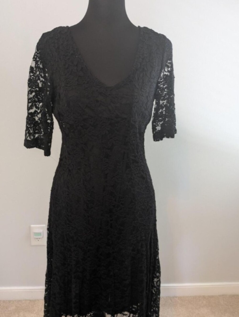 Black Lace V-Neck Midi Dress Pleated Drop Waist Skirt Lined Size M Candalite LBD